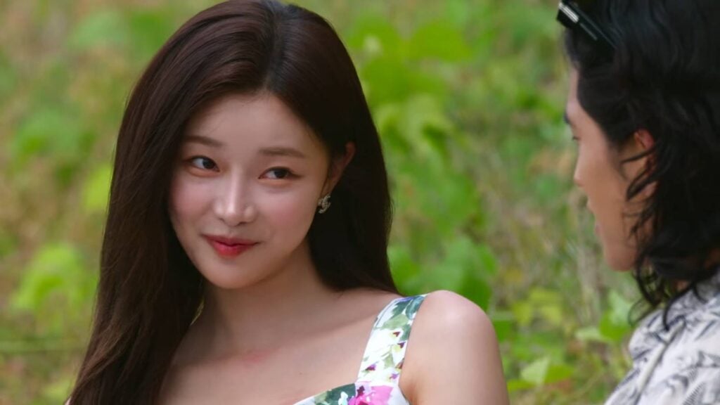 It’s a screenshot from Single’s Inferno Season 4 Episode 12: Lee Si-an and Yuk Jun-seo before the final couple matching of this dating show.