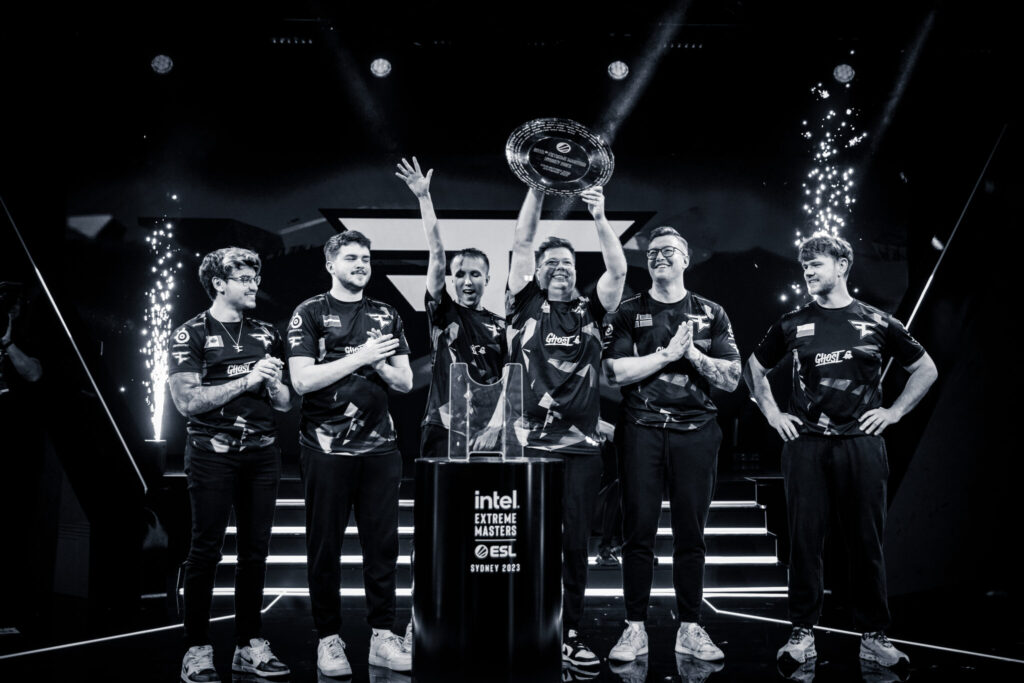FaZe Clan lift the IEM Sydney 2023 trophy.