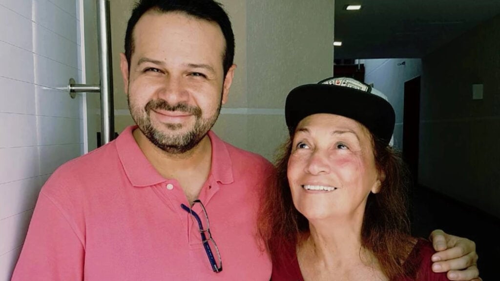  Ricardo Juarez and Ângela Bonatti 