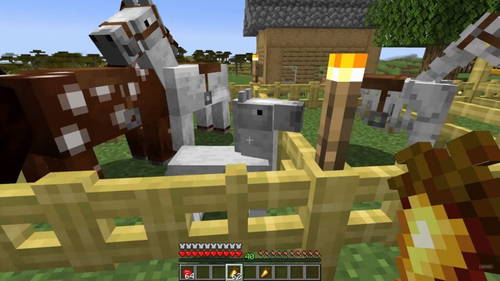 A baby Horse in Minecraft after being breeded