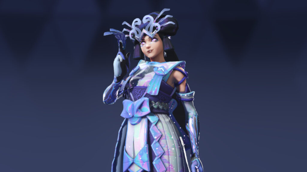 What are the new Iridescent Aspects in Overwatch 2?