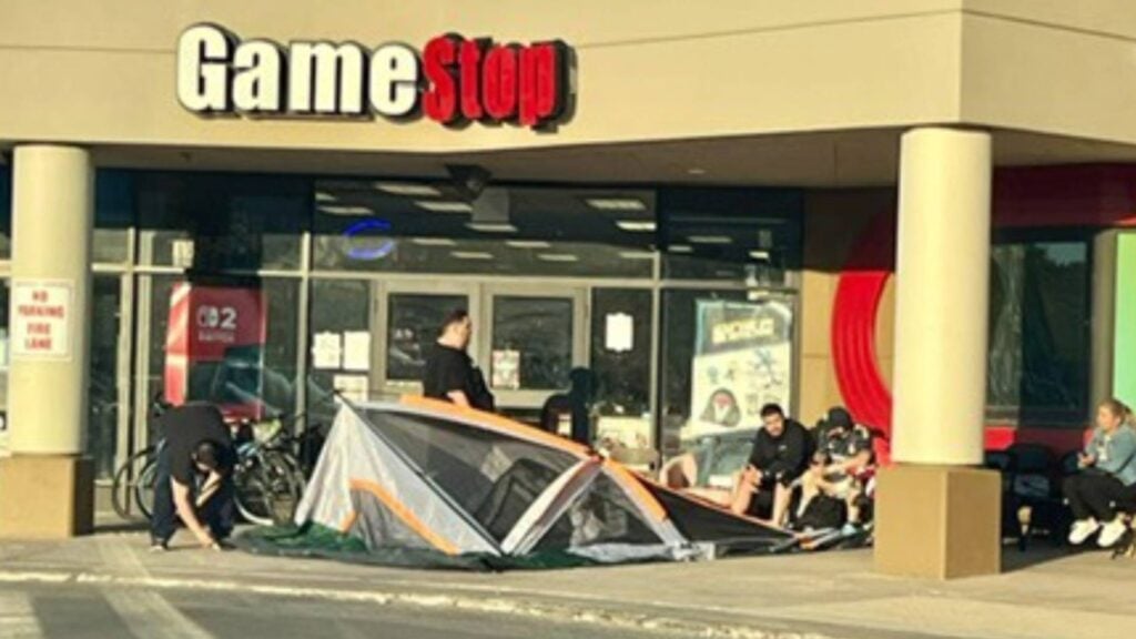 People outside a GameStop store to get some Pokémon TCG products