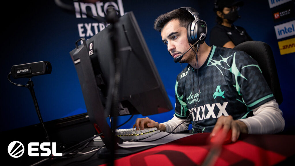 Aurora overcomes jet lag, lower bracket run to make IEM Dallas playoffs