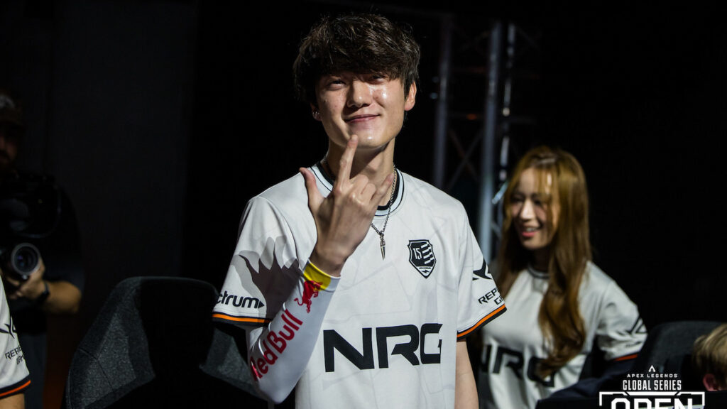 iiTzTimmy announces retirement from Apex competition after EWC