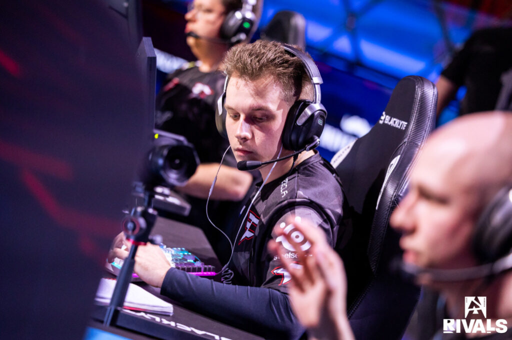 Frozen celebrates a won round while sitting at his PC playing CS2 at BLAST Rivals Spring 2025.