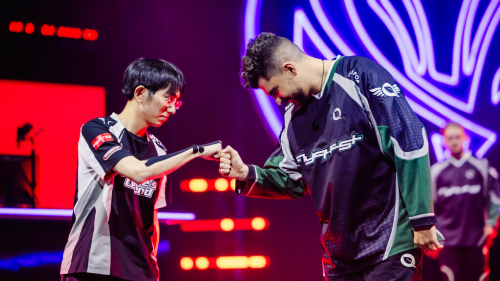 AL Flandre and FLY Bwipo before the AL x FLY series