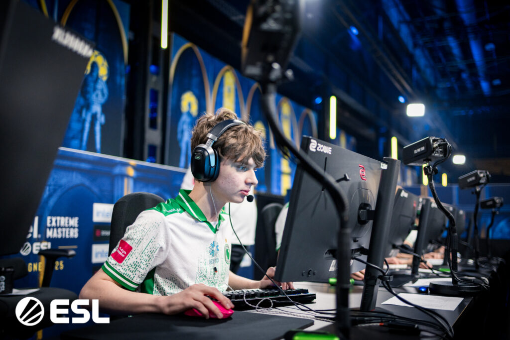 It's a photo of the CS2 esports player kyousuke who represents Team Falcons at the tournament IEM Cologne 2025.