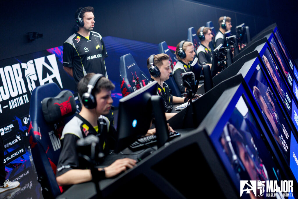 It’s a photo of the CS2 team NAVI at the esports event BLAST Austin Major 2025.