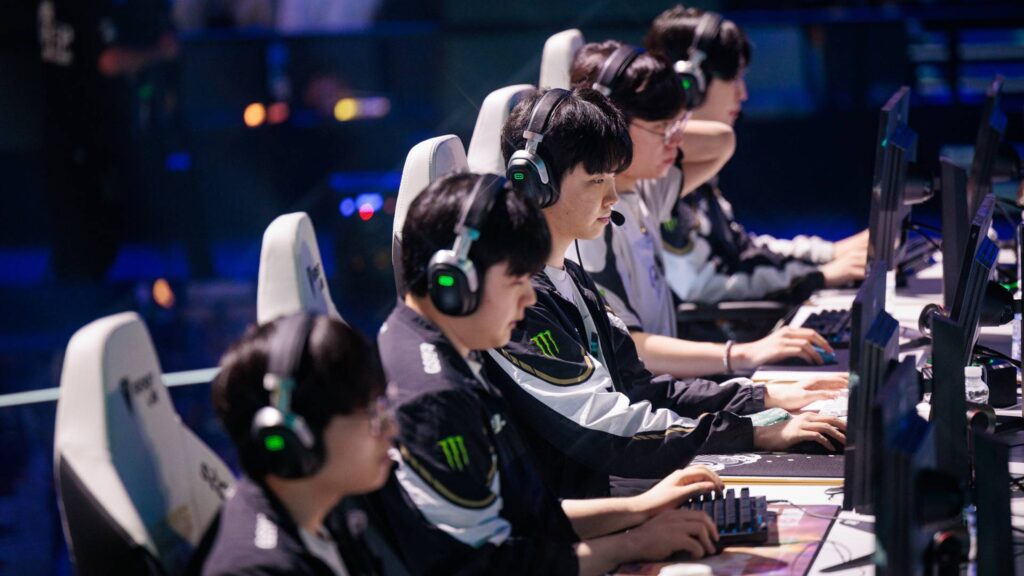 Gen.G win a close battle versus G2 for the grand final spot at the LoL EWC 2025