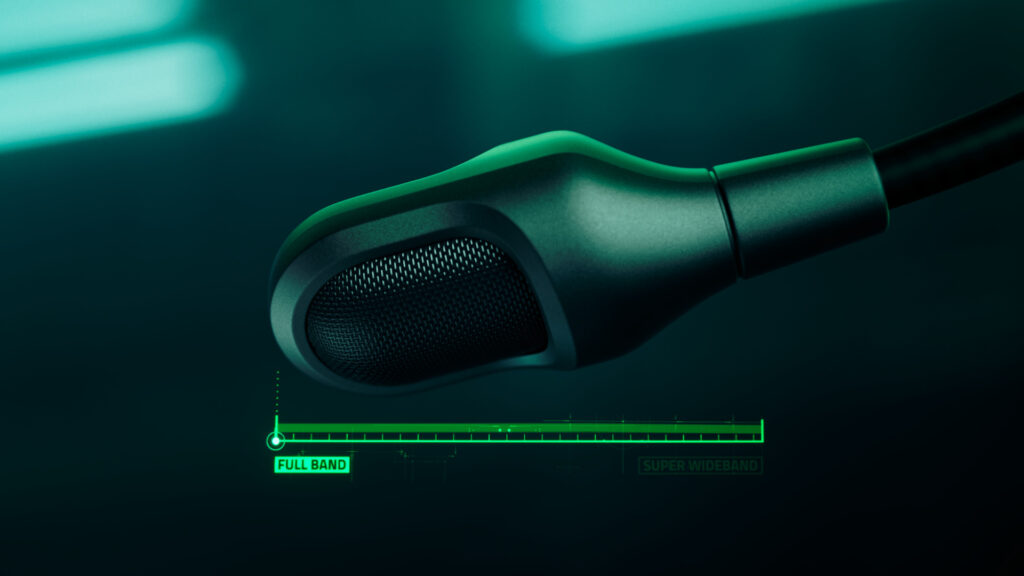 The detachable 12 mm microphone