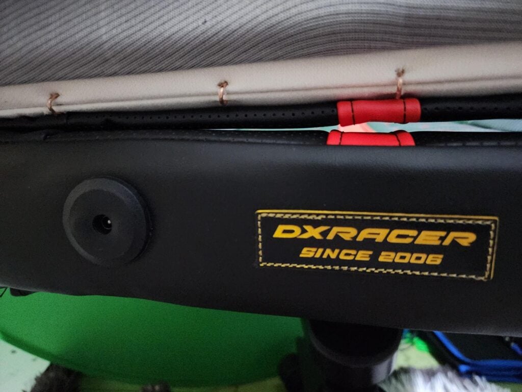 Power plug and DXRacer patch at the back of the seat (Photo via esports.gg)