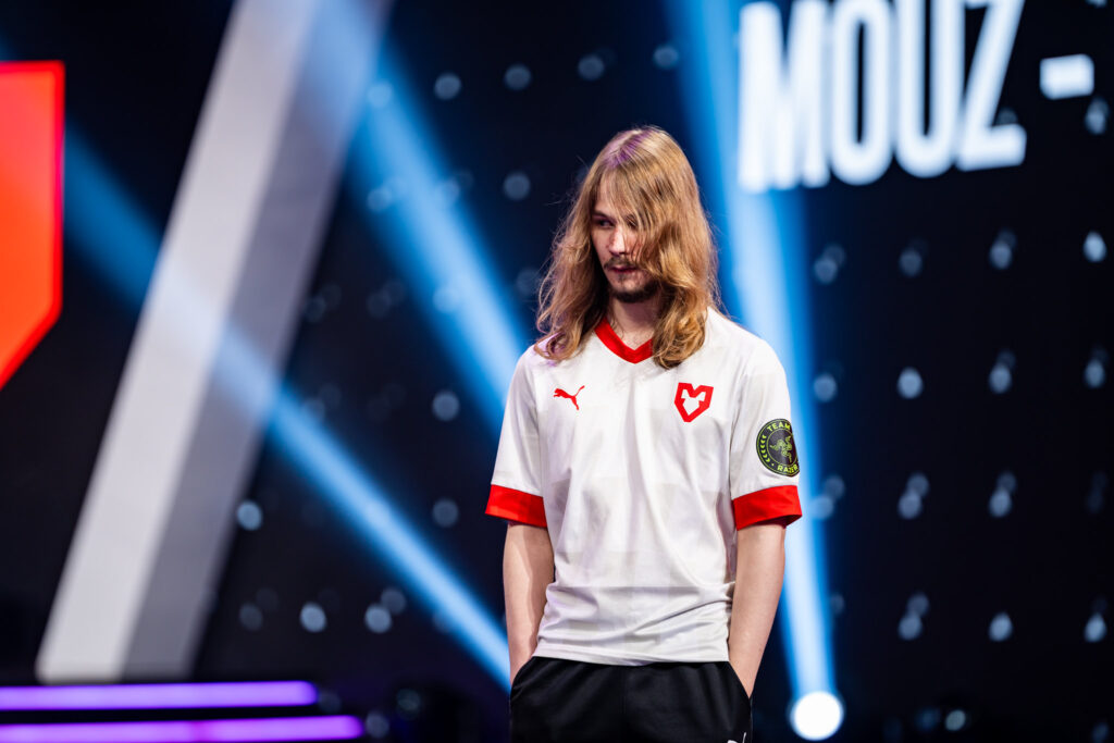 The Street Fighter 6 player EndingWalker at the Esports World Cup 2025 - photo.