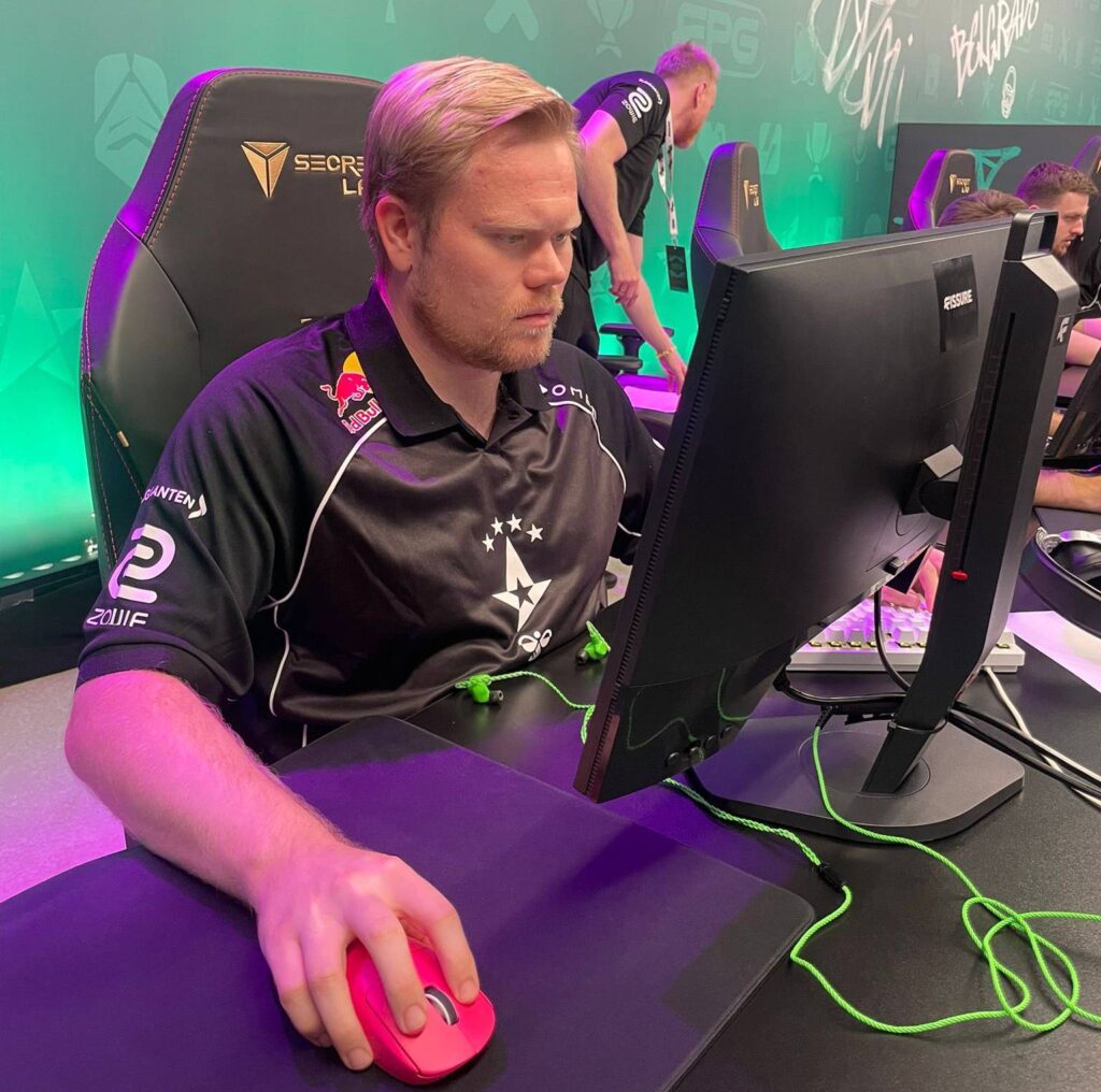 The Counter-Strike player Magisk competes for the esports team Astralis at StarSeries Fall 2025 — it’s a photo.