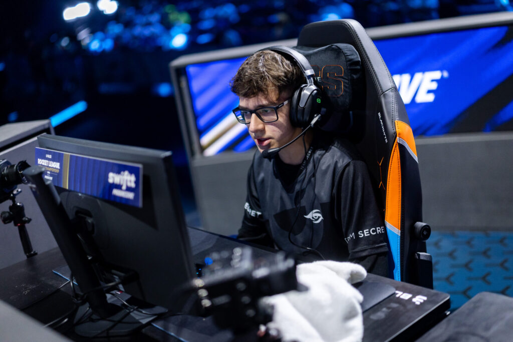 It’s a photo of the Rocket League player swiftt from Team Secrets during the RLCS 2025 World Championship.