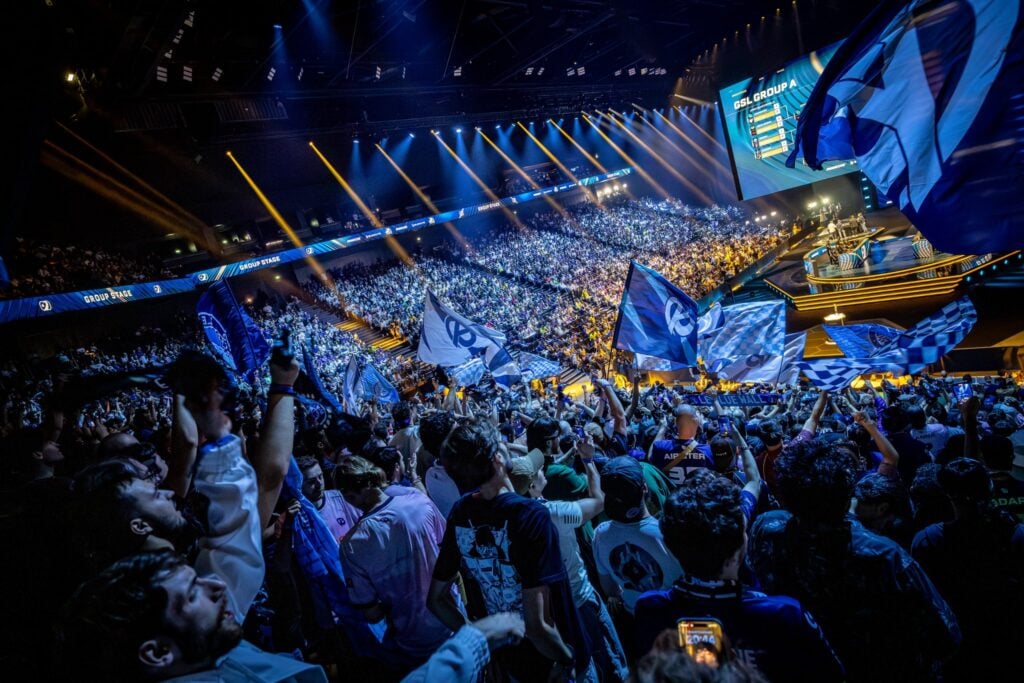 It's a photo from the arena of the Rocket League esprots World Championship 2025 - fans of the team Karmine Corp.