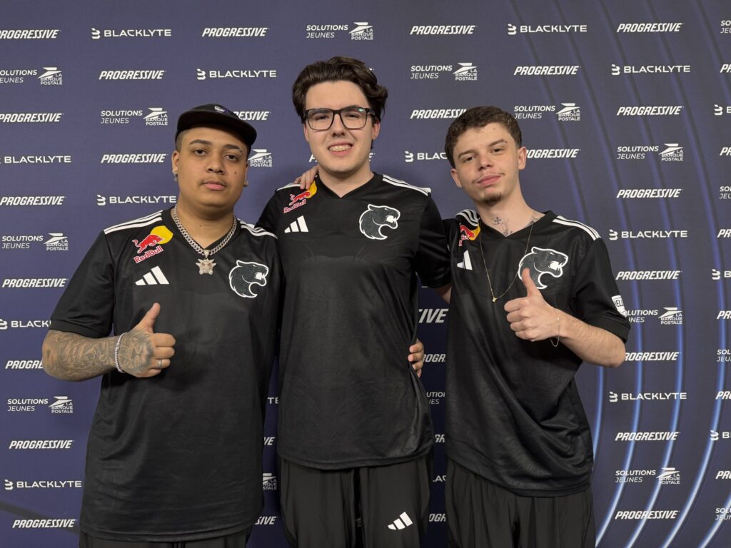 It’s a photo of the Rocket League players from the team FURIA at the tournament RLCS 2025 World Championship.