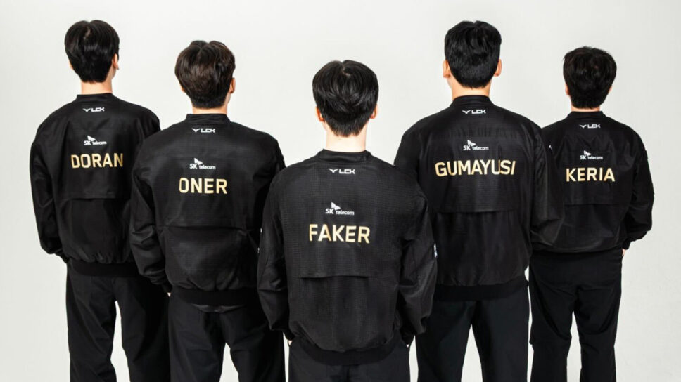 T1 reveals all-black uniform for League of Legends Worlds 2025
