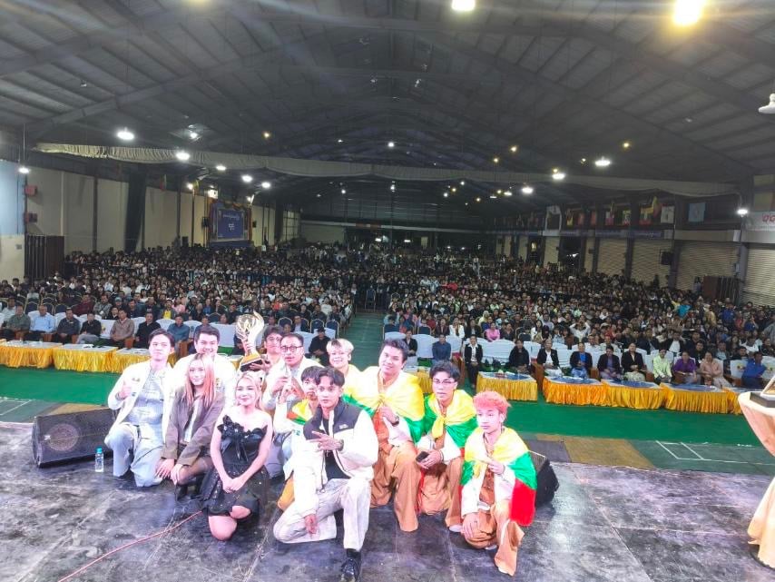 Yangon Galacticos posing infront of massive audience