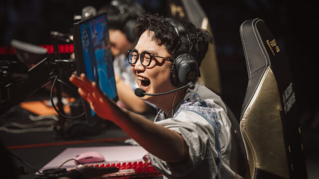 EDG ZmjjKK on Champions 2025 first loss: "Our own mistakes held us back"