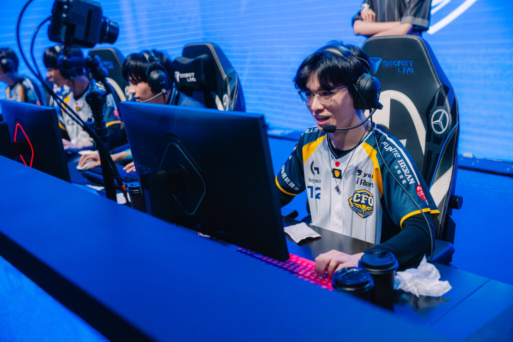 The LoL esports players from the team CTBC Flying Oyster compete in Round 3 of LoL Worlds 2025 Swiss Stage - in the match versus Anyone's Legend. Photo by Riot Games.