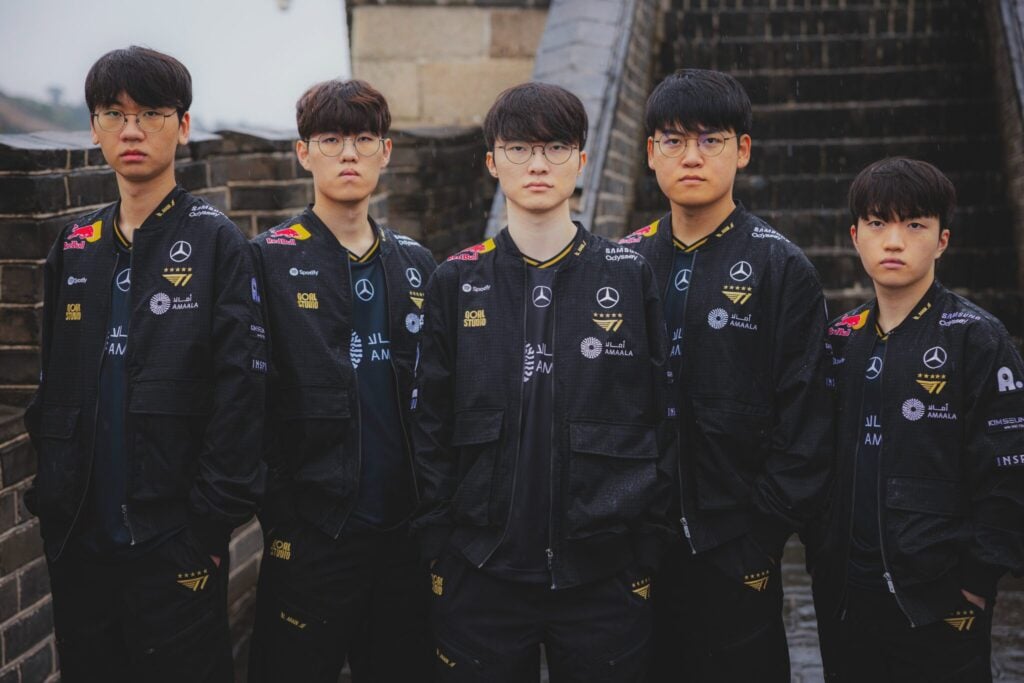 League of Legends players from the team T1 during LoL Worlds 2025 - a photo.