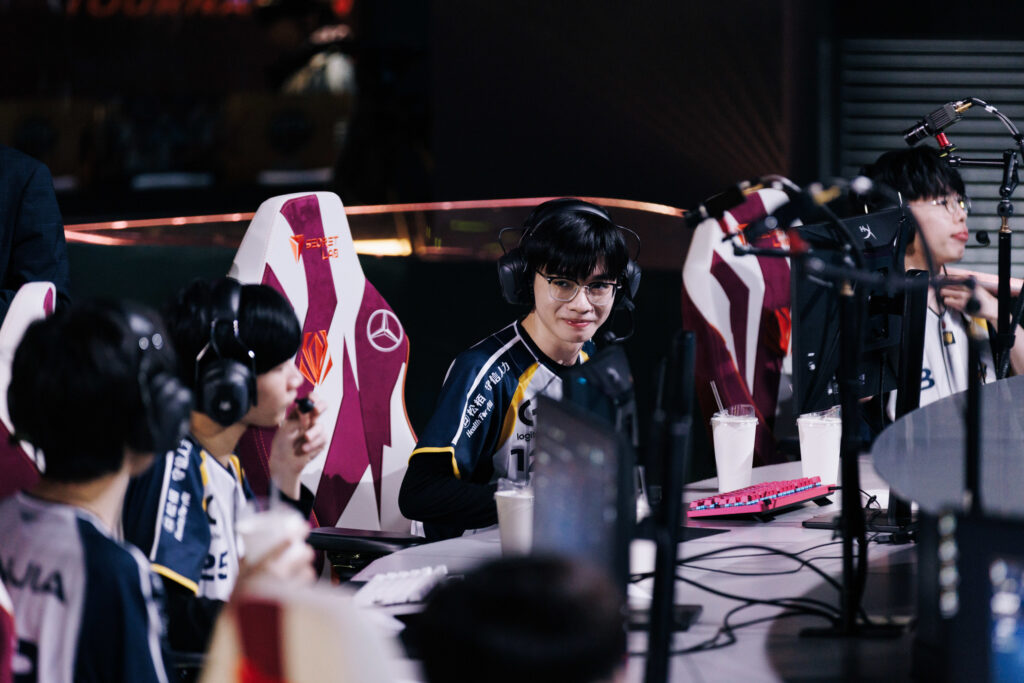 It's a photo of the LoL esports players from the team CTBC Flying Oyster at the tournament First Stand 2025.