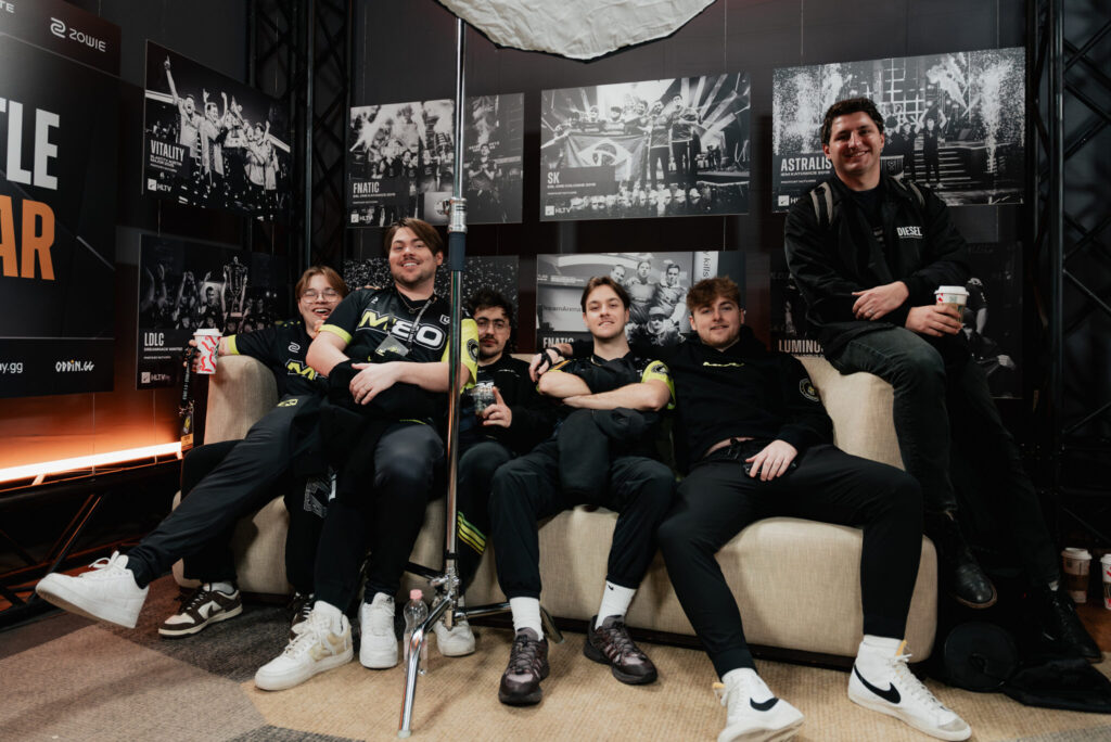 The photo from the CS2 StarLadder Budapest Major 2025 features players from the team M80.
