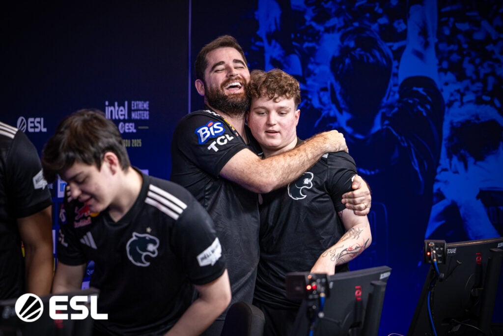 It’s a photo of the CS2 esports players from the team FURIA at the tournament IEM Chengdu 2025.