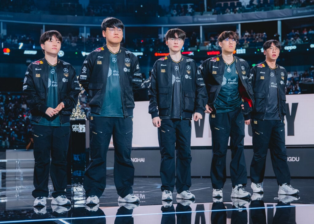 The League of Legends players from the team T1 on the stage of the LoL Worlds 2025 after the semifinal against Top Esports.