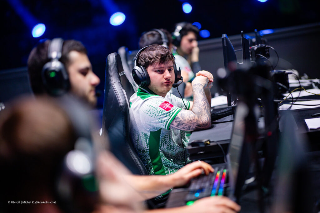 The photo features Rainbow Six Siege X Team Falcons at the Major 2025 tournament in Munich.