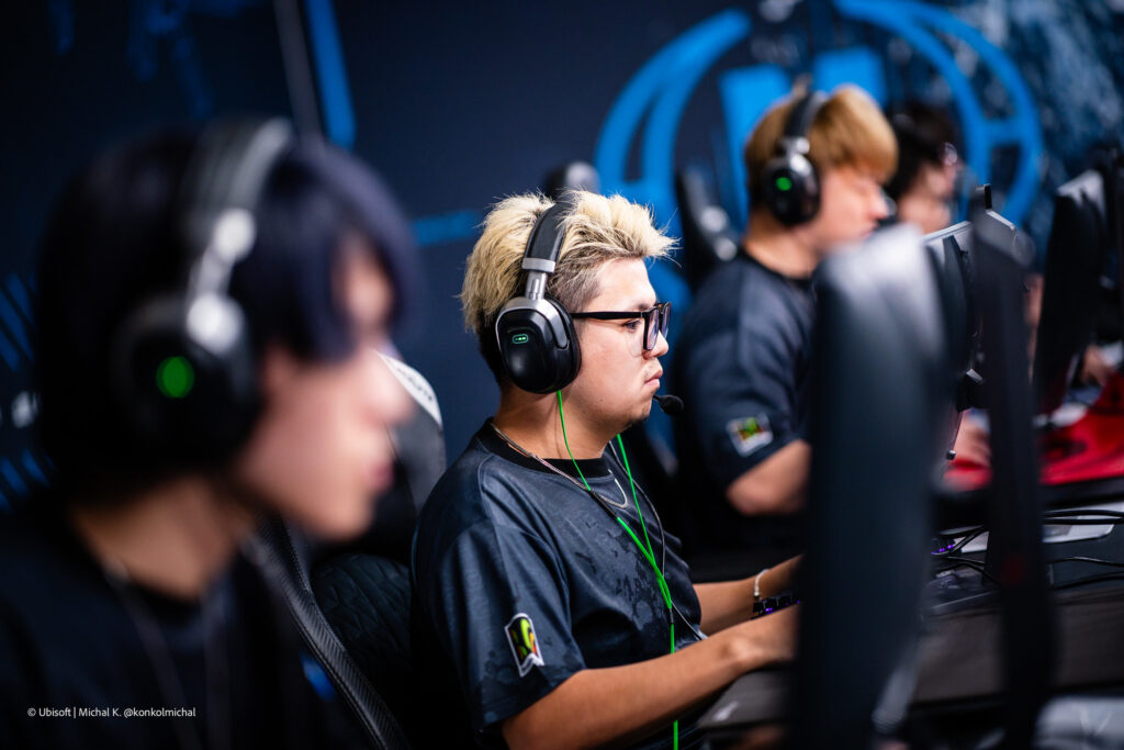 The photo features the Rainbow Six Siege X team CAG Osaka at the Major 2025 tournament in Munich.