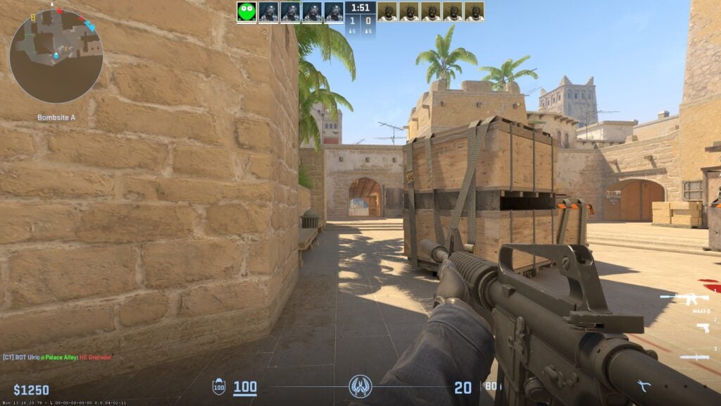 The CS2 screenshot: Practice mode with the crosshair settings of the pro player molodoy.