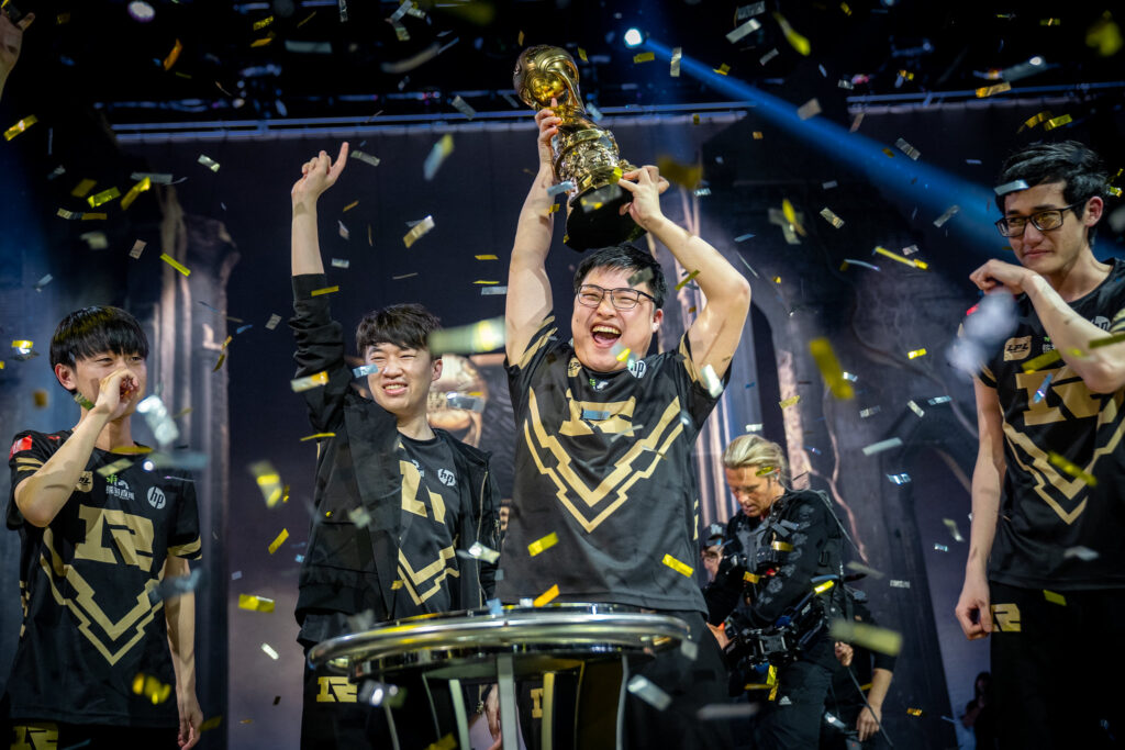 RNG celebrating their MSI 2018 win (Photo via LoL Esports)