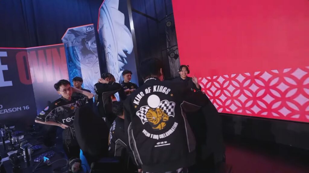 7. RRQ Hoshi vs NAVI (MPL ID Season 16 - Regular Season Week 9)