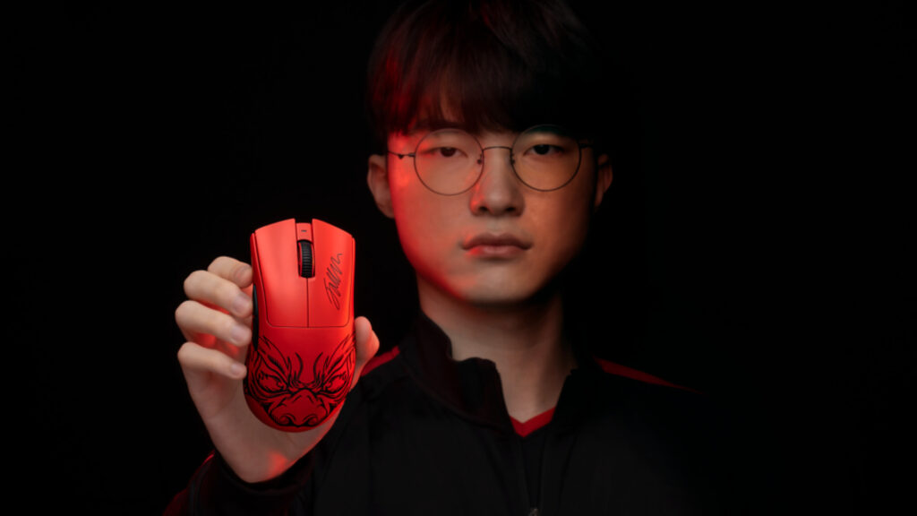 Razer DeathAdder V3 Pro Faker Edition