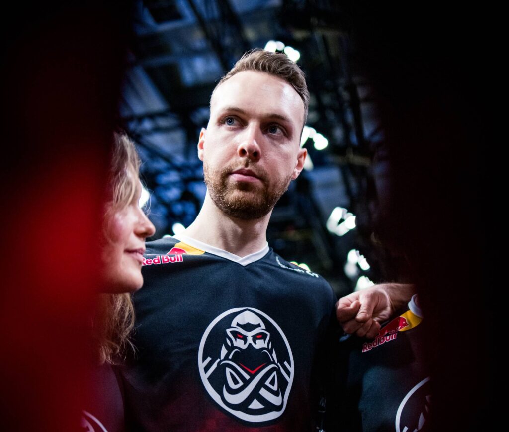 It’s a photo of the Counter-Strike esports player Lukas "gla1ve" Rossander - he competes at the tournament IEM Katowice Major 2024 as part of the team ENCE.