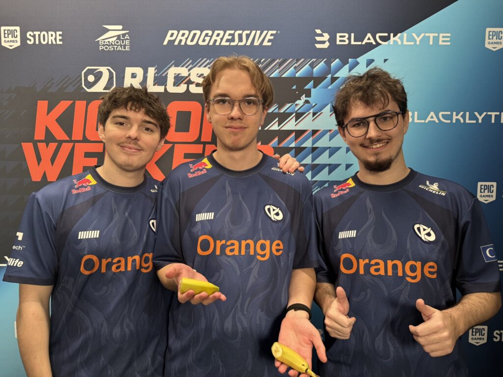 The photo features Rocket League esports players from the team Karmine Corp during the tournament Kick-Off Weekend RLCS 2026.