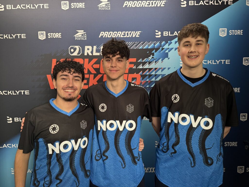 The photo features Rocket League players from the team NOVO Esports during the tournament Kick-Off Weekend RLCS 2026.