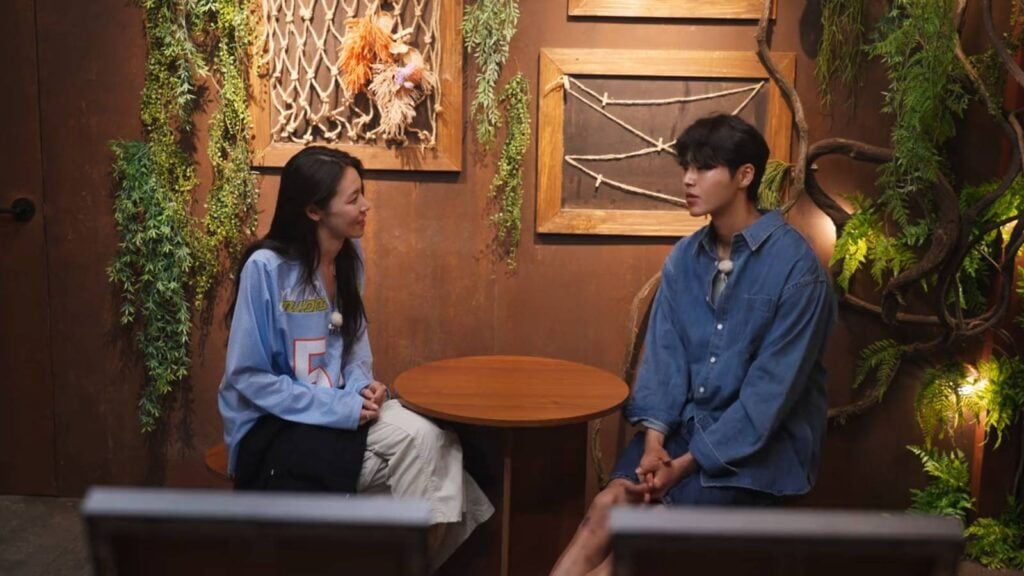 It’s a scene from episode 5, Single’s Inferno Season 5 - Choi Mina Sue and Lim Su-been have a private chat.