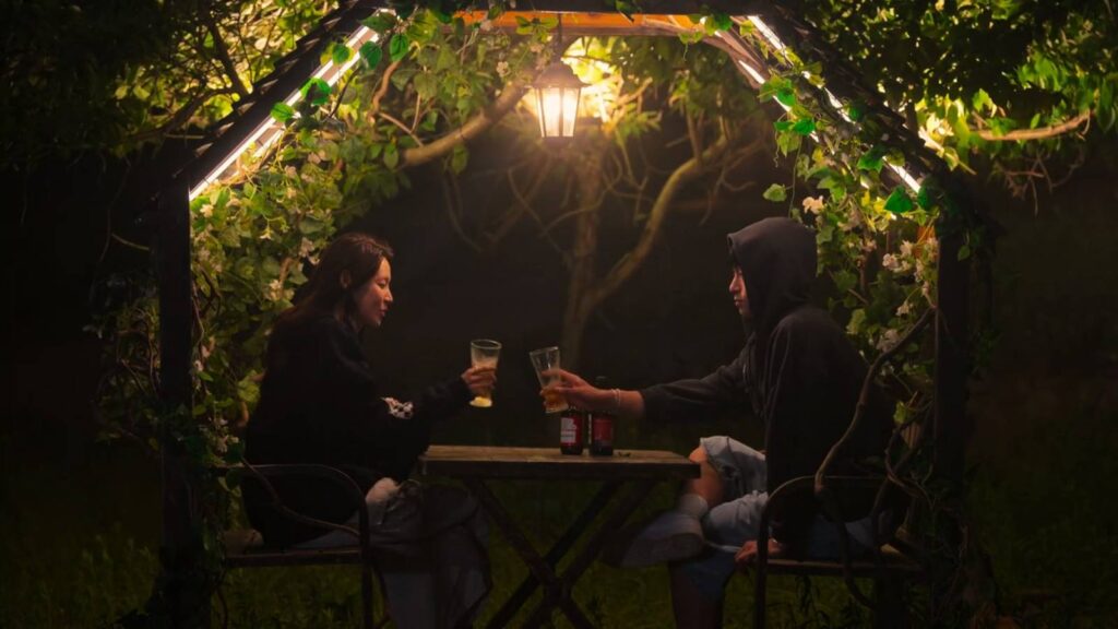 It’s a scene from episode 5, Single’s Inferno Season 5 - Choi Mina Sue and Song Seung-il have a private chat in an evening open cabin.