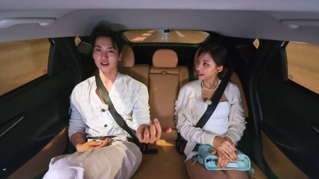 It’s a scene from episode 5, Single’s Inferno Season 5 - Jo I-geon and Kim Go-eun have a lovely chat in a car.