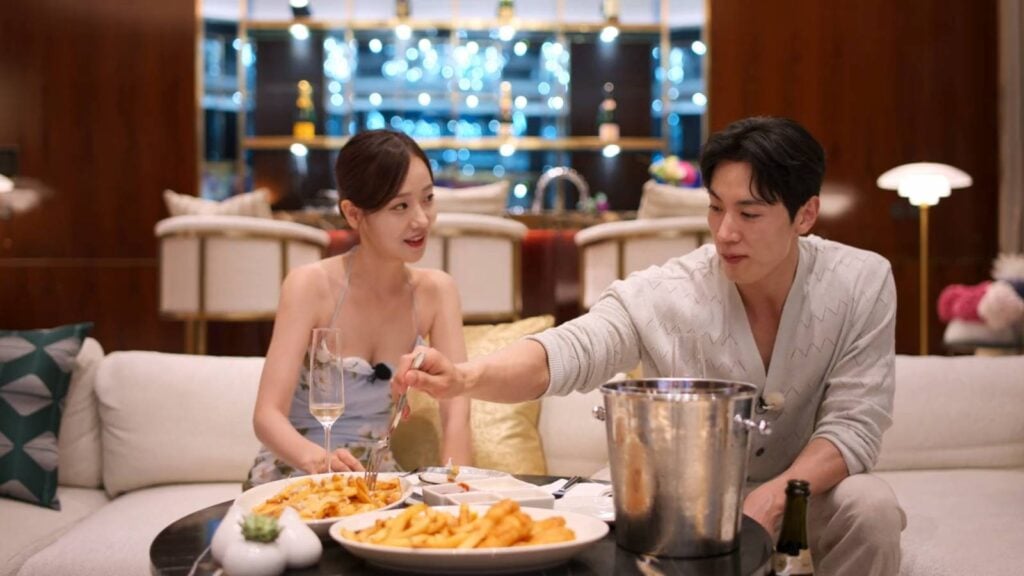 It’s a scene from episode 6, Single’s Inferno Season 5 - Ham Ye-jin and Jo I-geon on a Paradise date.