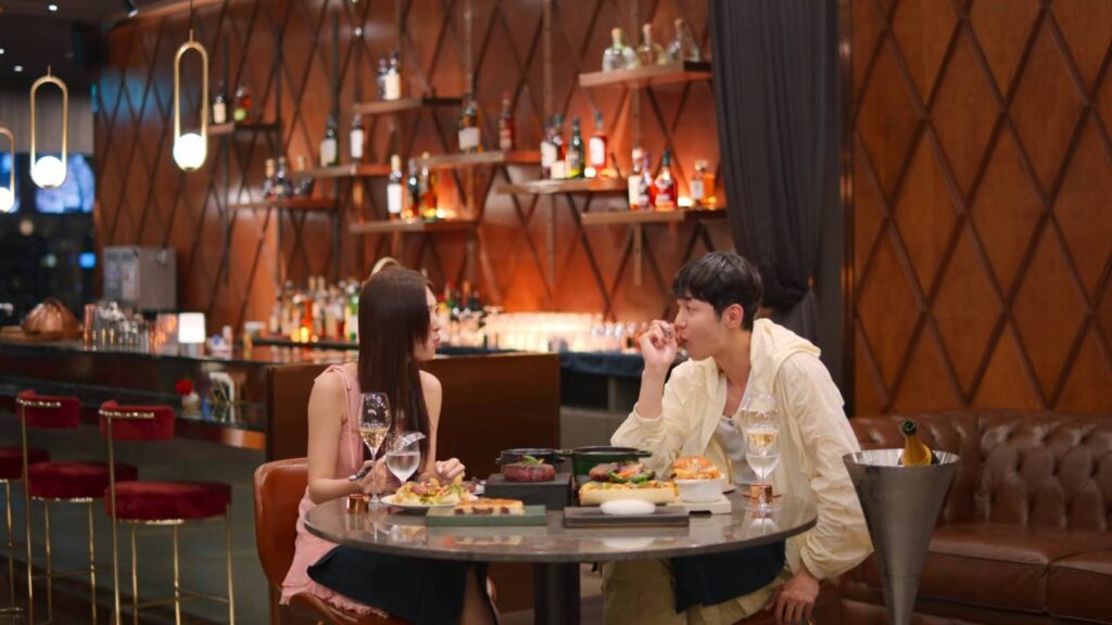 It’s a scene from episode 6, Single’s Inferno Season 5 - Lee Ha-eun and Woo Sung-min on a Paradise date.