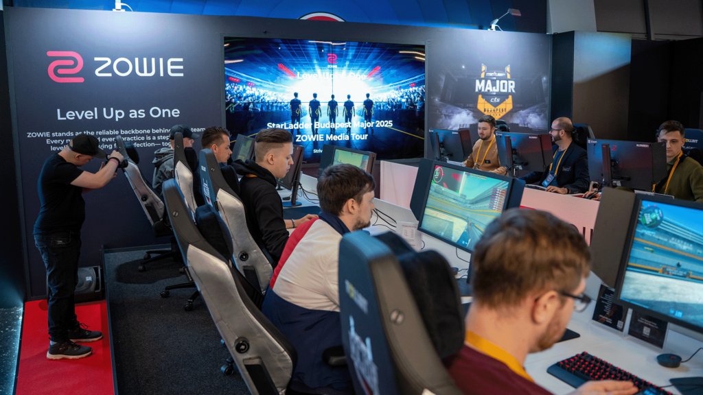 Zowie booth at Starladder Budapest Major