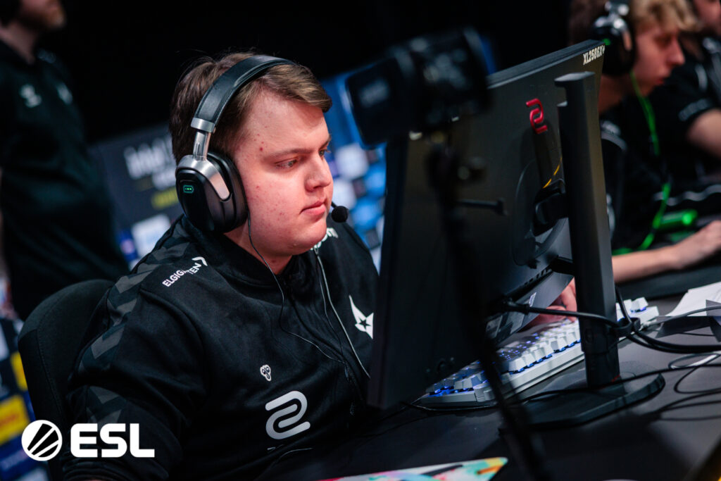 It’s a photo of the CS2 player Gytis "ryu" Glušauskas from the team Astralis during the Counter-Strike esports tournament IEM Kraków 2026 — focused during a match.