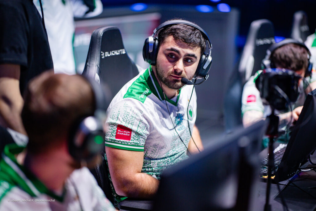 It’s a photo of the R6 Siege X esports Team Falcons at the tournament Munich Major 2025.