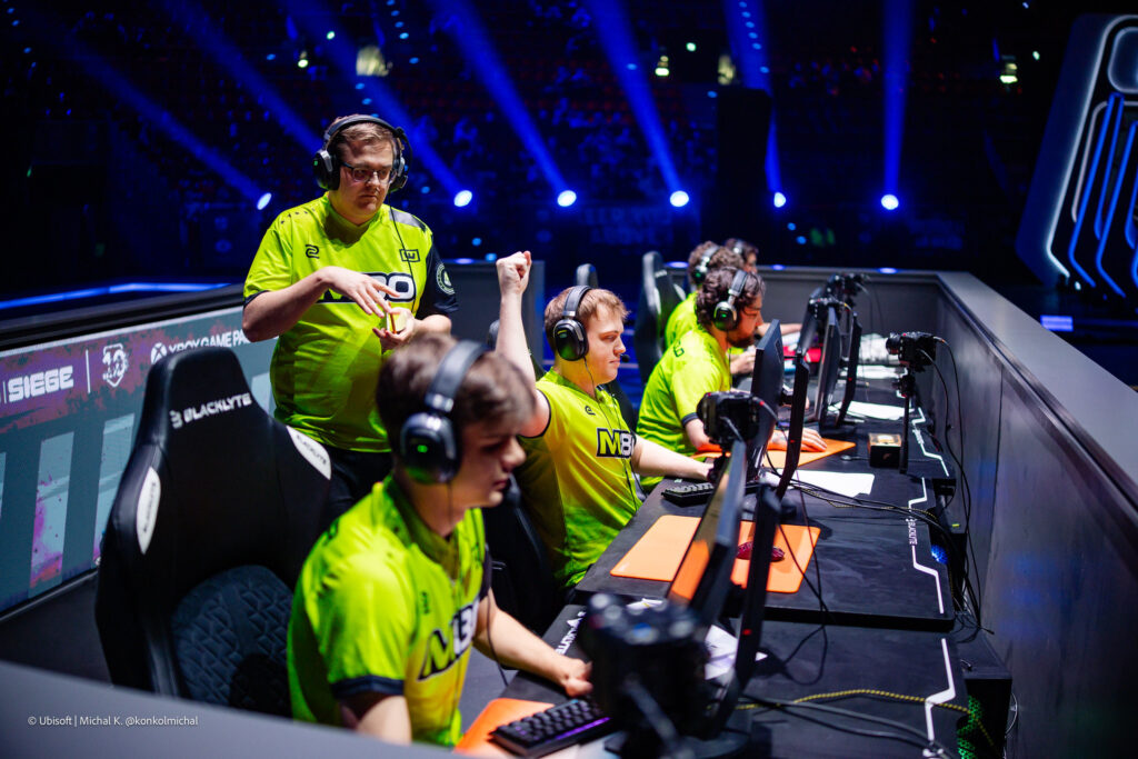 It’s a photo of the R6 Siege X esports team M80 at the tournament Munich Major 2025.