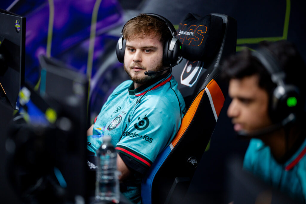 It’s a photo of the Rocket League esports players M0nkey M00n and trk511 from the team Twisted Minds: during the Group stage of tournament RLCS 2026 Boston Major, sad and disappointed during a match.