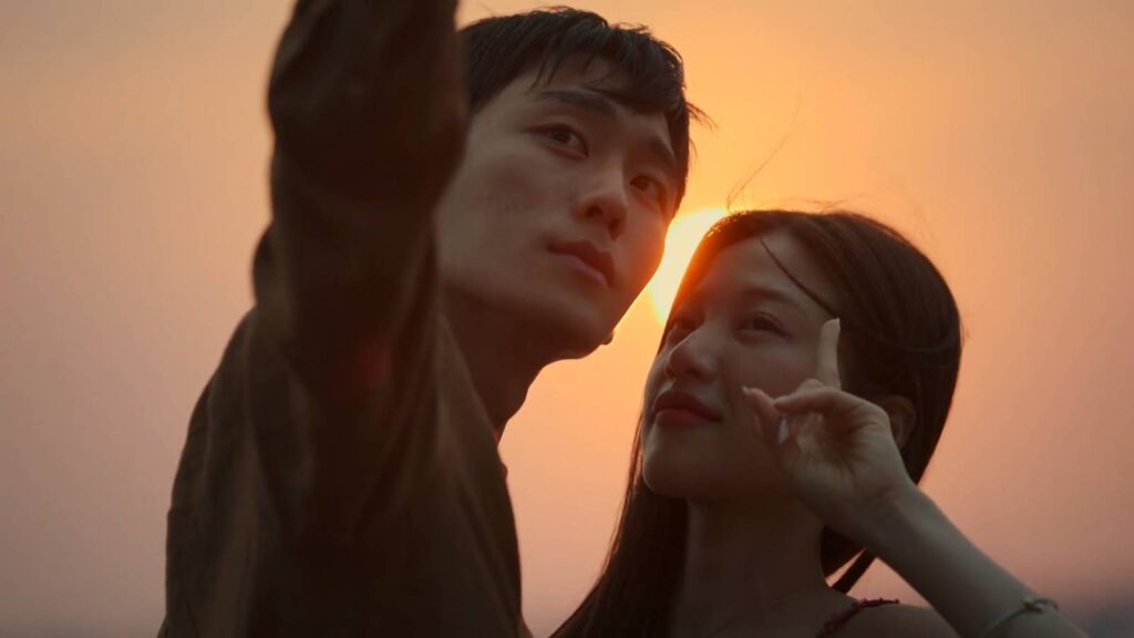 The screenshot from the Netflix show Single’s Inferno Season 5 - episode 9, Lee Joo-young and Kim Jae-jin on a Paradise date.