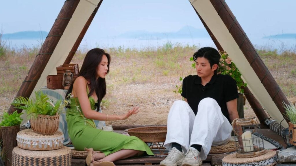 The image features two participants of Single’s Inferno Season 5: Choi Mina Sue and Lee Sung-hun during a small date in episode 11.